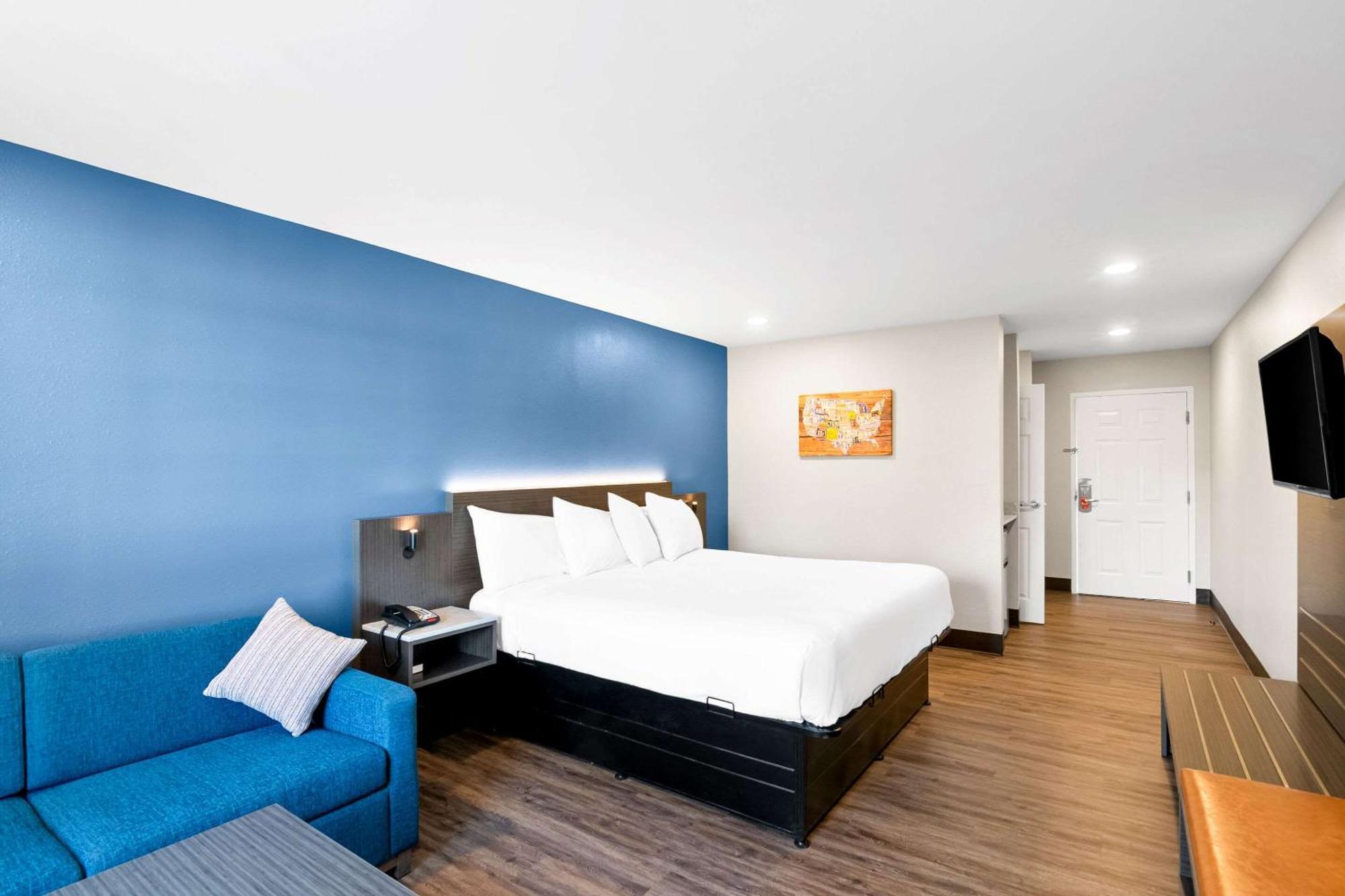 Econo Lodge Bethel - Danbury Bagian luar foto